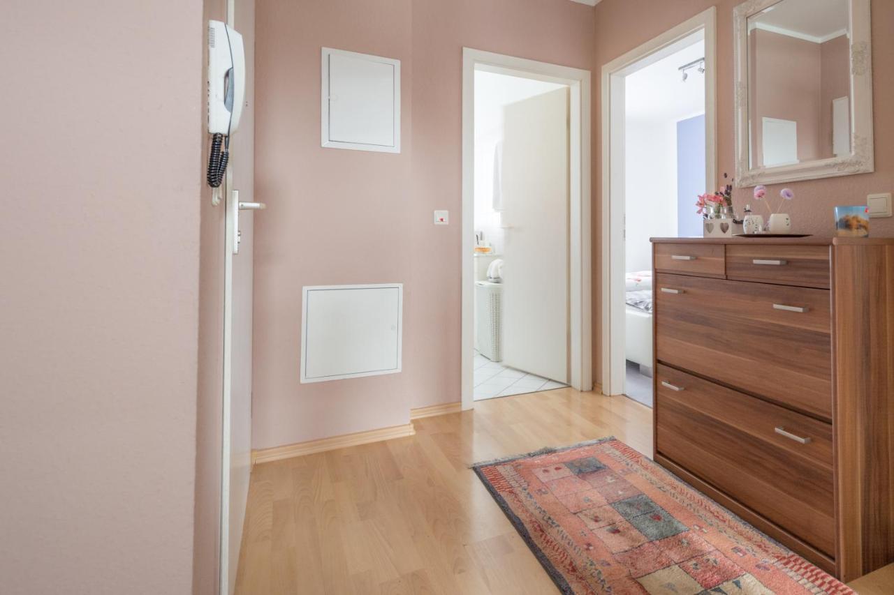 Anyroomdirect Private Apartments Near Hannover Exhibition Room Agency Zewnętrze zdjęcie