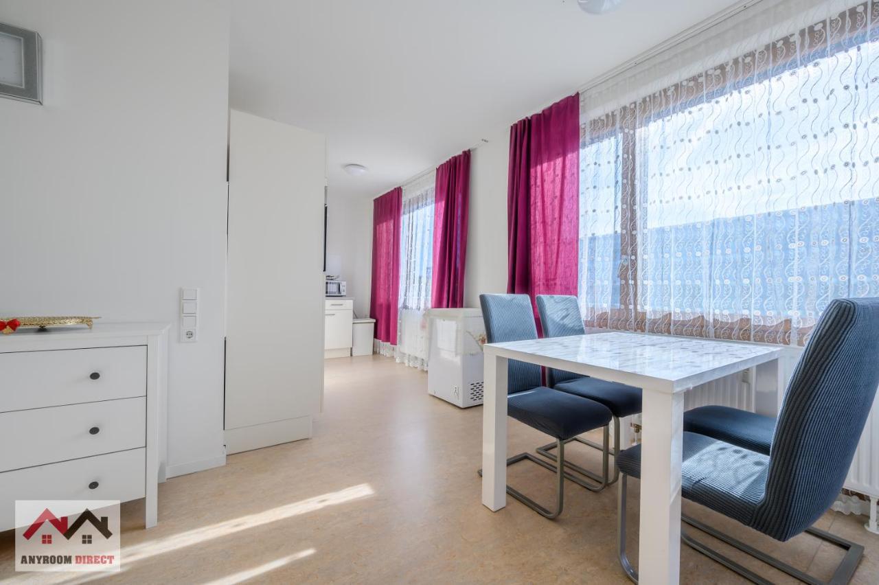 Anyroomdirect Private Apartments Near Hannover Exhibition Room Agency Zewnętrze zdjęcie
